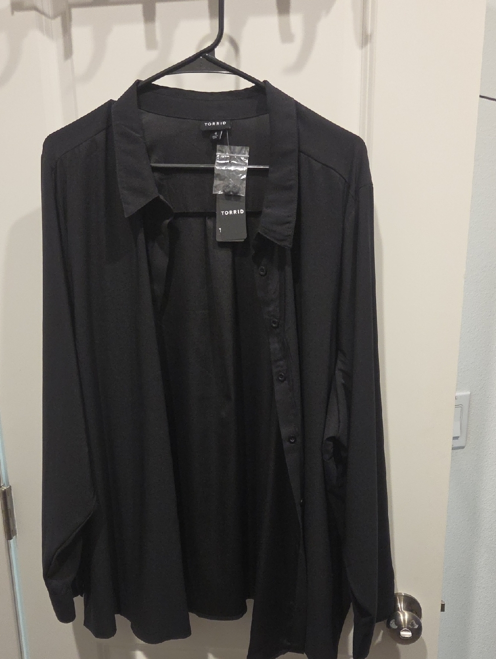 Torrid Black Lightweight Button-Up Blouse